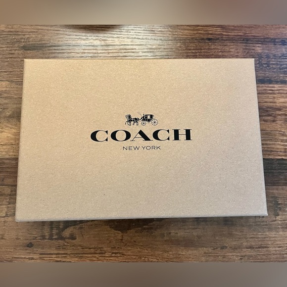 NEW Coach 3-1 Wallet-Key Fob Gift Set - Picture 6 of 7
